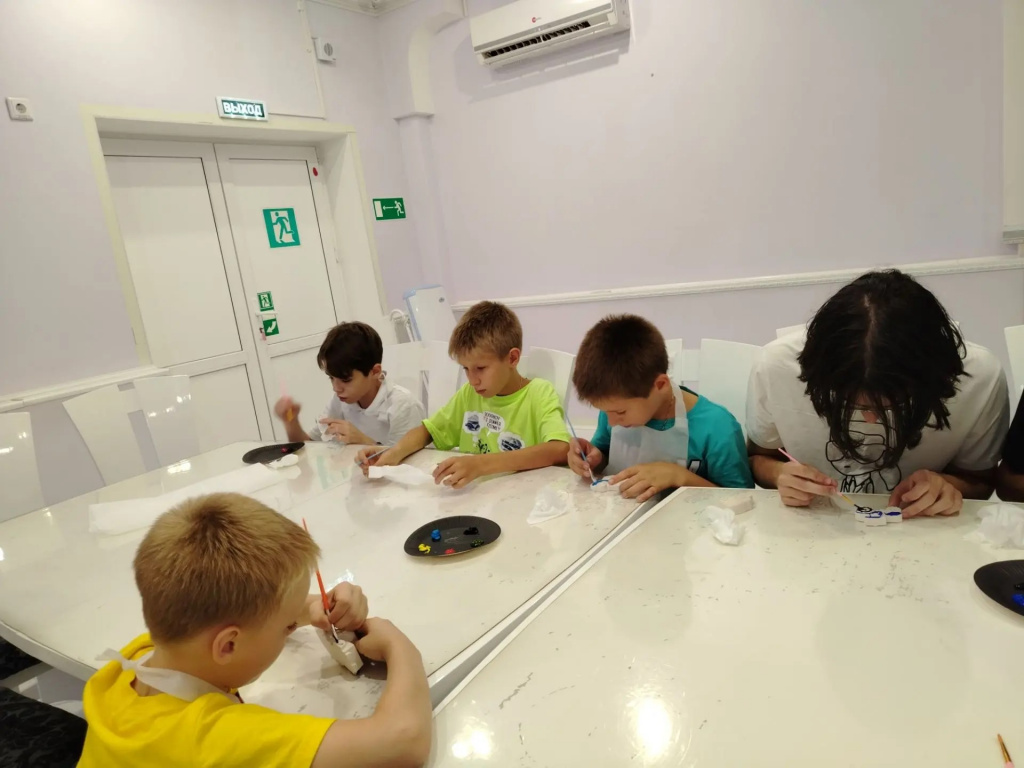 7d018ef8-6597-4505-ae3f-87a4a255e9a1.jpg